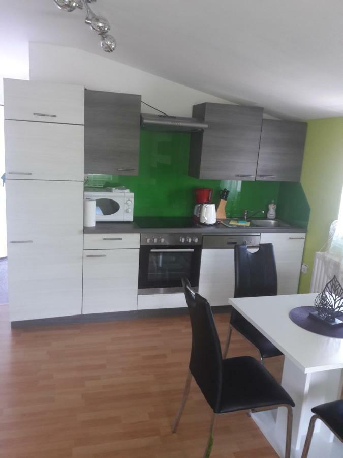 Radmani Apartments Пореч Экстерьер фото